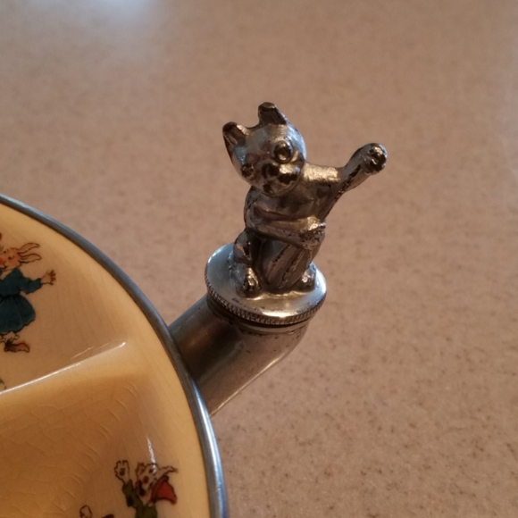 Rare vintage Uncle Wiggily 1924 warming dish